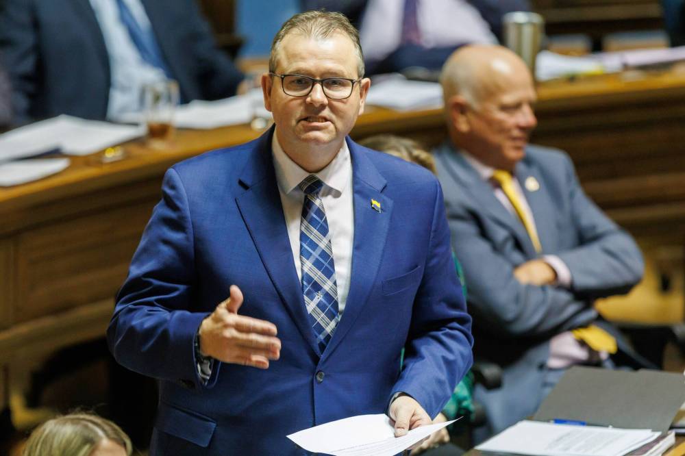 MIKE DEAL / FREE PRESS
                                Wayne Ewasko, interim leader of the official Opposition, issued an “unconditional apology” to the loved ones of four women who were targeted by a serial killer and whose remains are believed to be in Winnipeg-area landfills, during his opening remarks in the chamber when the the spring session began on Wednesday.